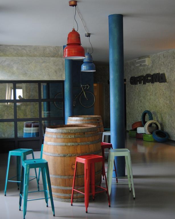 Hotel Panorama Cambiano エクステリア 写真